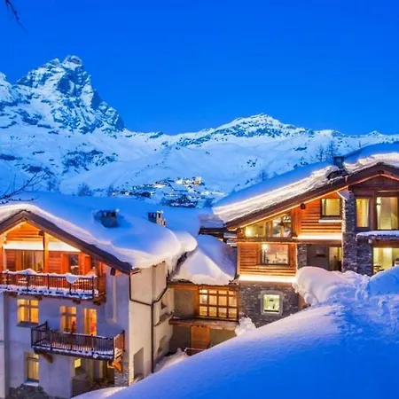 Apartment 3br Close To Ski Lifts- If You Want To Book, Please Contact On Wh-ats-app - 0034-635-520-036 !!!! *