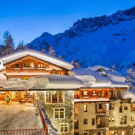 3br Close To Ski Lifts- If You Want To Book, Please Contact On Wh-ats-app - 0034-635-520-036 !!!!