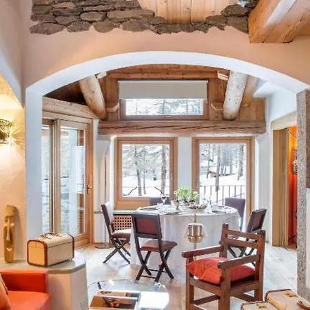3br Close To Ski Lifts- If You Want To Book, Please Contact On Wh-ats-app - 0034-635-520-036 !!!! Lägenhet *